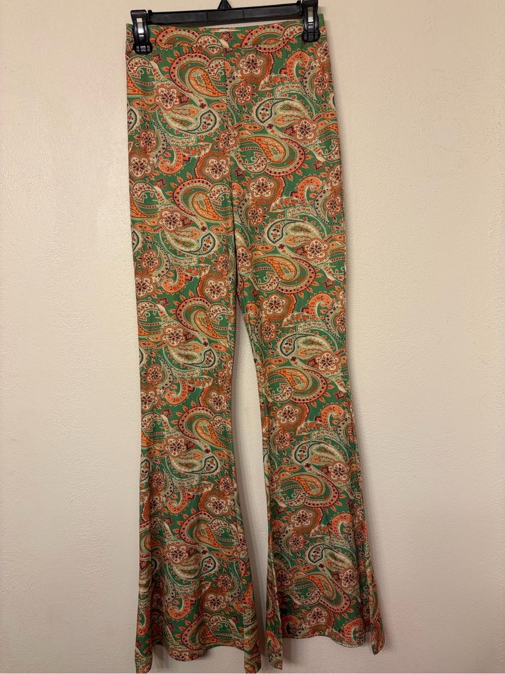 Natural Life Women’s Green Paisley Pull on Bell Bottom Pants Boho Hippie NWT -S